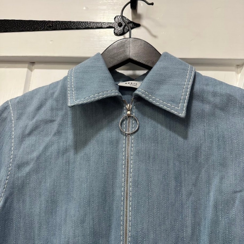 Akris Punto Womens Top Size 4 Light Blue Bleached Denim Cotton Blouse Frayed NEW - Picture 2 of 12